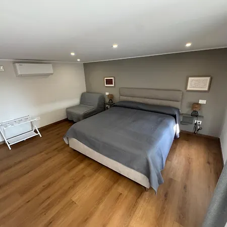 Apartament Almond - Plebiscito *